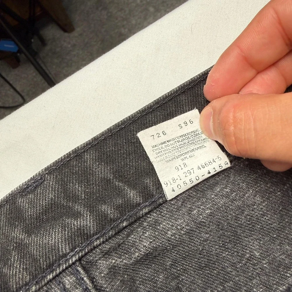 Levis 550 Jeans Mens 40x32 Gray Charcoal Wash Relaxed baggy Vintage 90s Casual